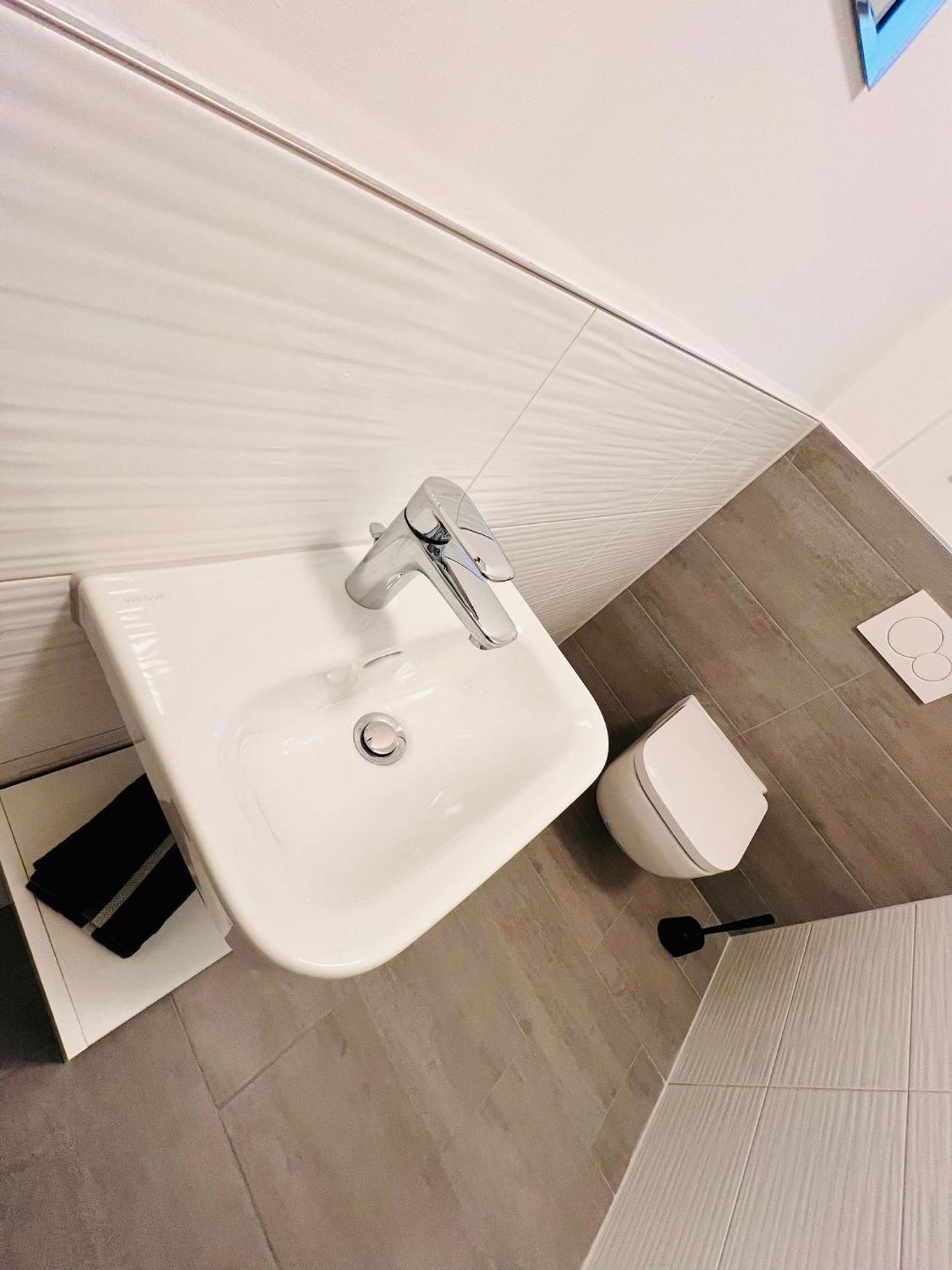 Weikersheim Penthouse Apartment ภายนอก รูปภาพ